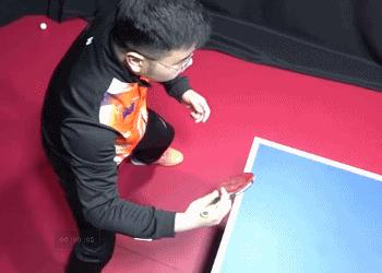 直拍横打接球的十六种技法,横拍反手劈长球技术动作要领