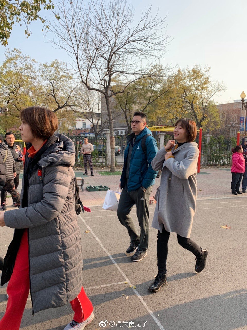 袁灵犀和魏秋月在比赛场上拥抱,魏秋月被求婚姚笛