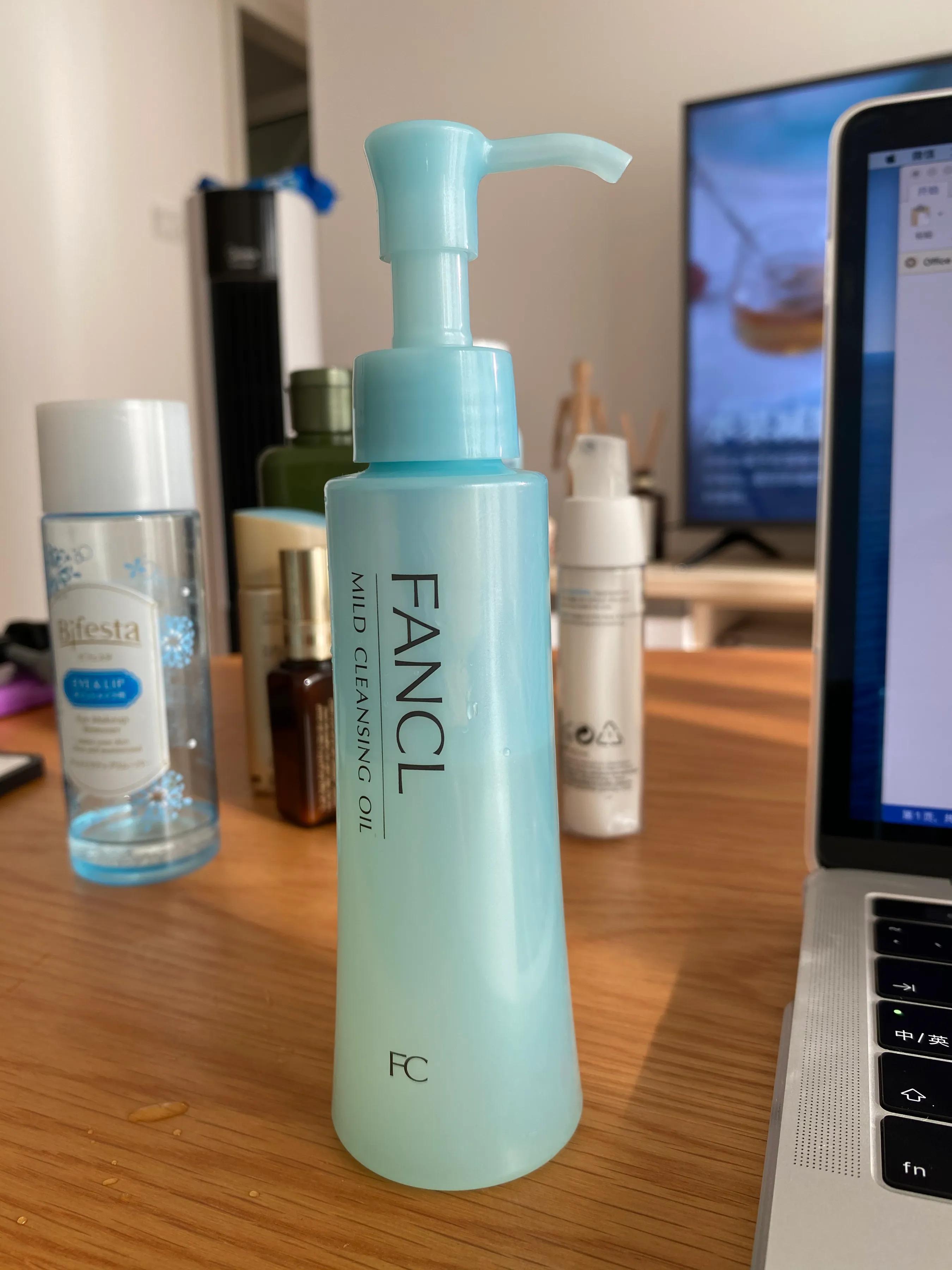 痘痘肌果酸换肤做几次才有效,刷完果酸后脸上闭合很多