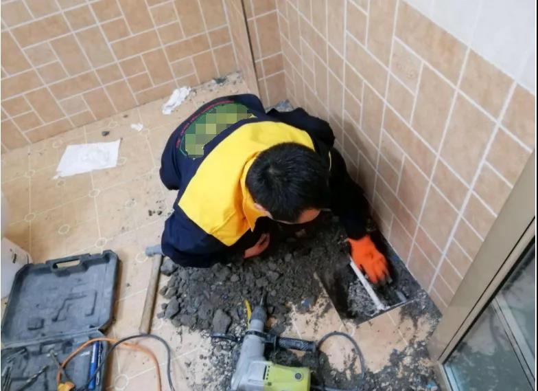 亚通管道家装课堂|家中漏水怎么办？亚通给你上干货