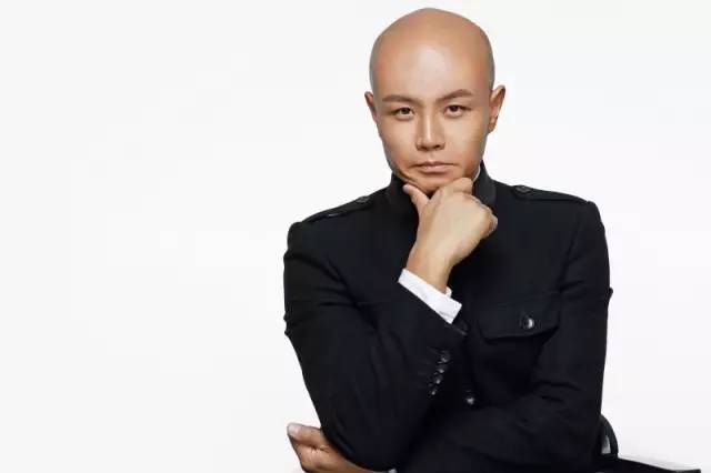 曾经红极一时的乐嘉,乐嘉因为什么上不了舞台了