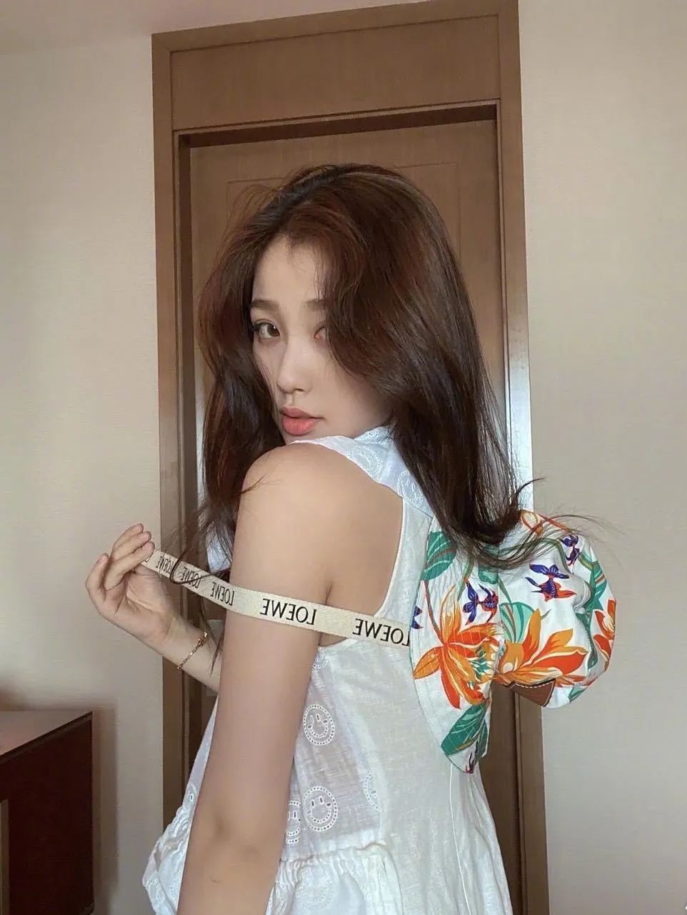 防晒遮脸遮阳帽子怎么用,夏日防晒遮脸帽可调节