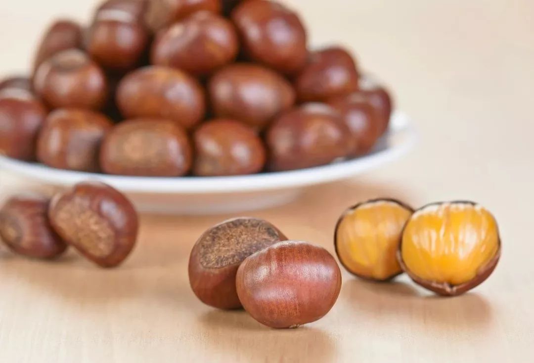 Foodie君亲测，专注19年现炒栗子的粒上皇，名不虚传！