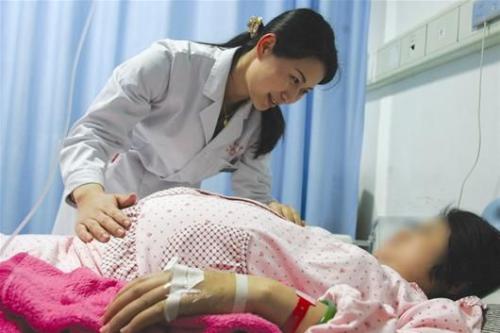 孕晚期宝宝头位头朝下会难受吗,孕晚期宝宝头朝下需要关注什么