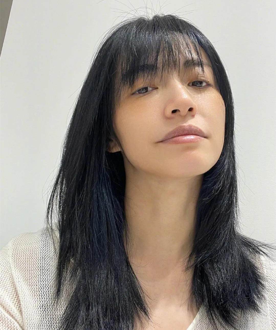 刘海对女星颜值影响堪比“换脸”：有人瞬间变老，有人直接认不出