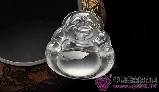 想买个翡翠手镯可是又不懂怎么办,如何鉴别翡翠的种水与色