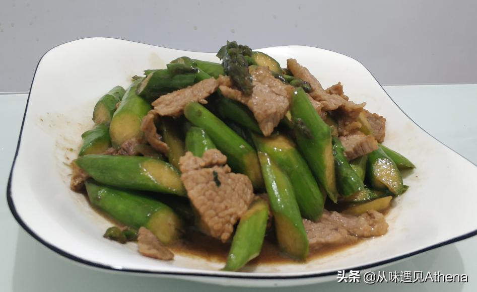 芦笋炒牛肉丝怎么炒好吃窍门,芦笋不要直接炒难怪不好吃