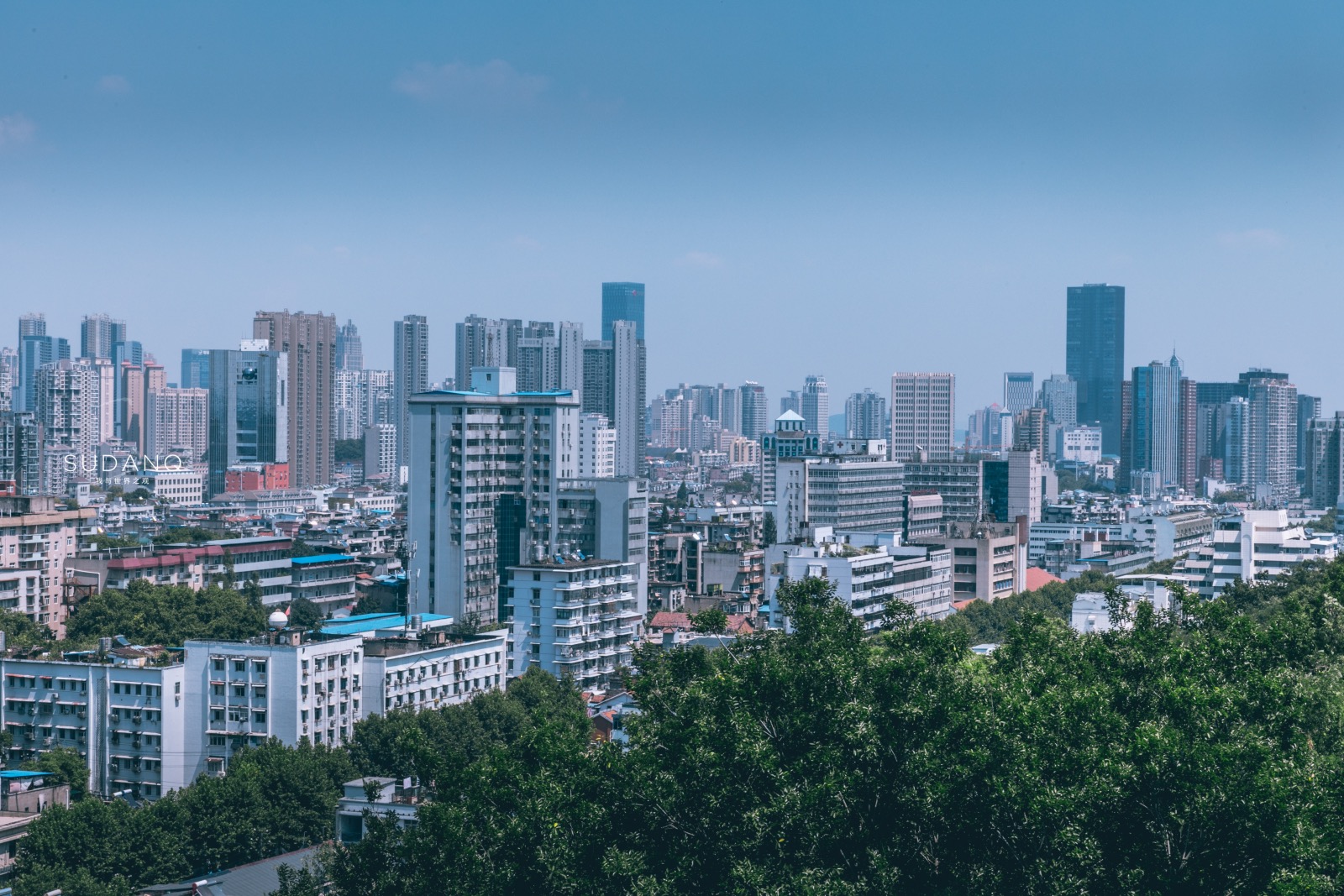 武汉三镇的历史由来,武汉历史名城介绍