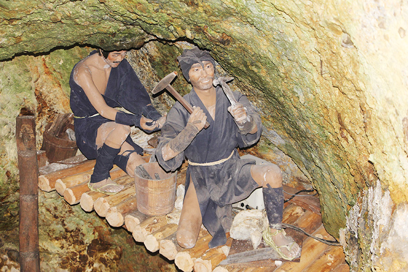 高桥留美子的故事：从不爱学习富二代到上缴1亿税款的漫画大师