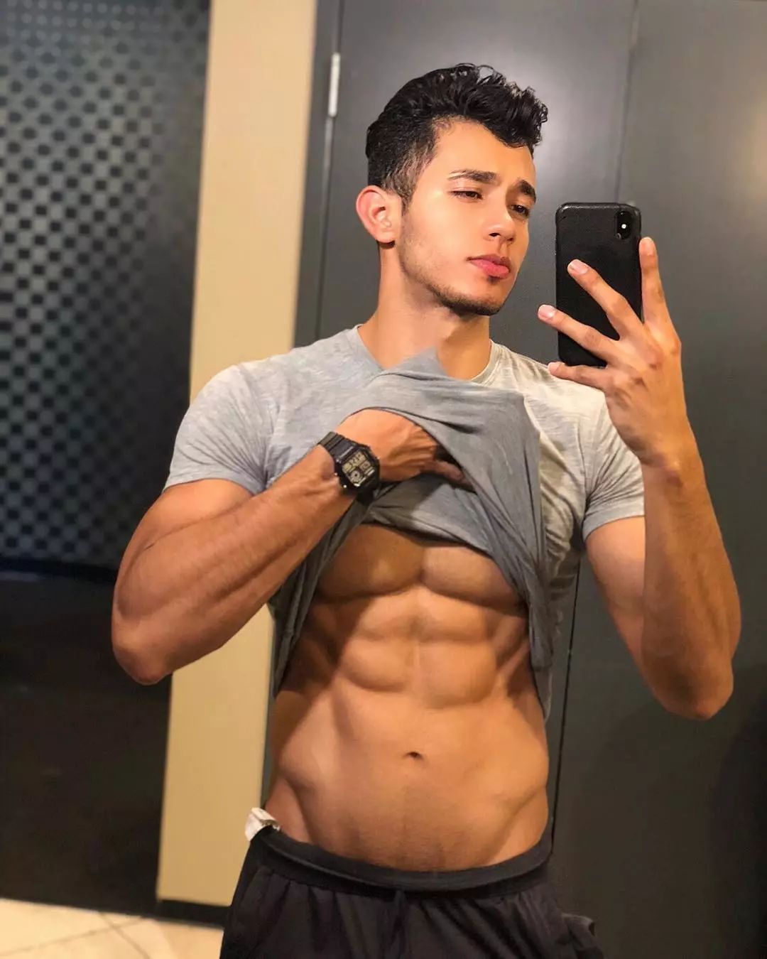 男生想瘦20斤最好的办法,一个月瘦30斤的暴瘦法男生饮食