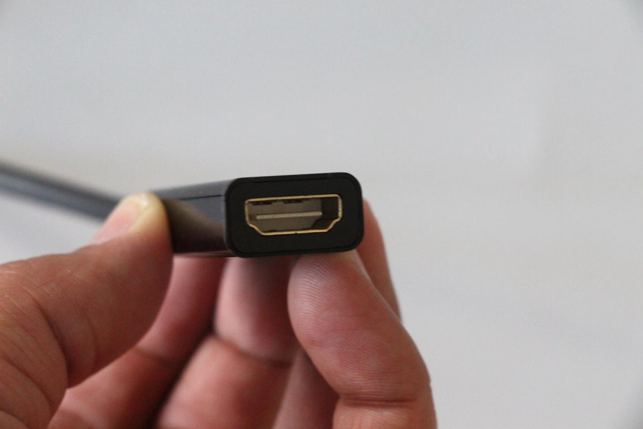 显示器minidp转hdmi,笔记本hdmi转dp显示器转换器推荐