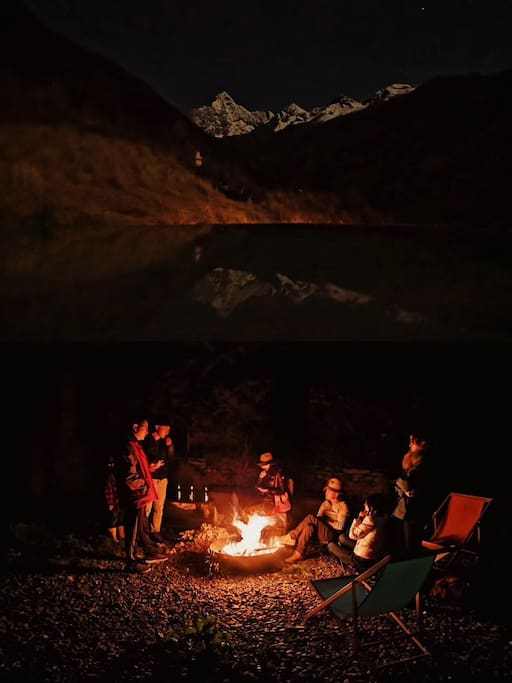 四姑娘山看雪山民宿,在四姑娘山玩住哪里