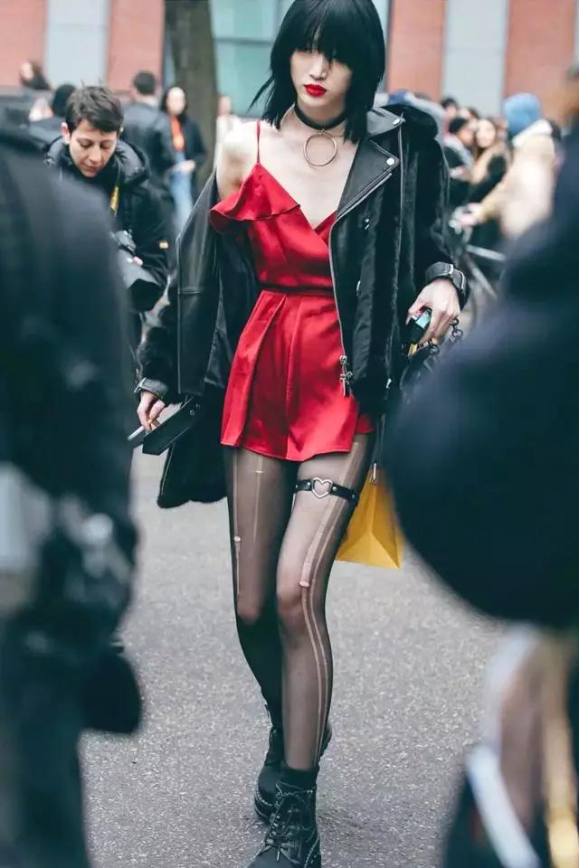 刘雯贺聪巴黎时装周完整版,巴黎时装秀贺聪