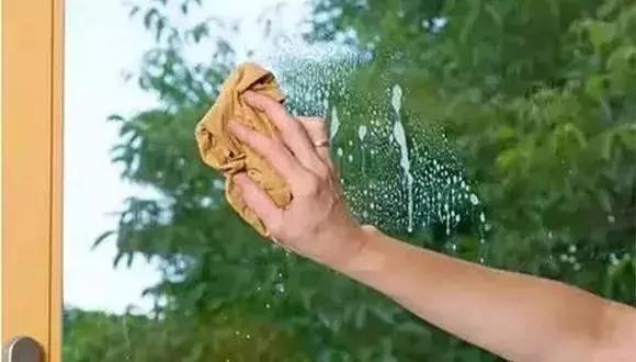 手持蒸汽清洁机，140℃高温高压去污渍，轻松满足家庭清洁需求