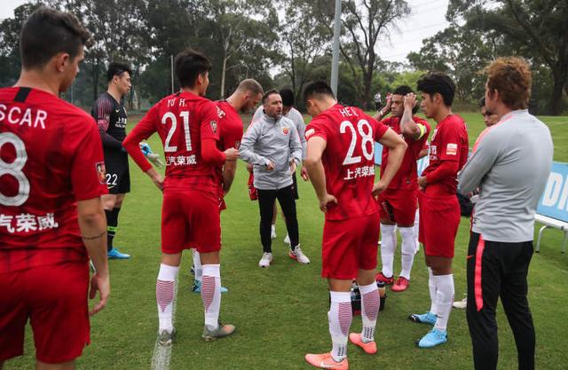 上海上港引援不断，洛佩斯之后，又一位外援被盯上，那他是谁？