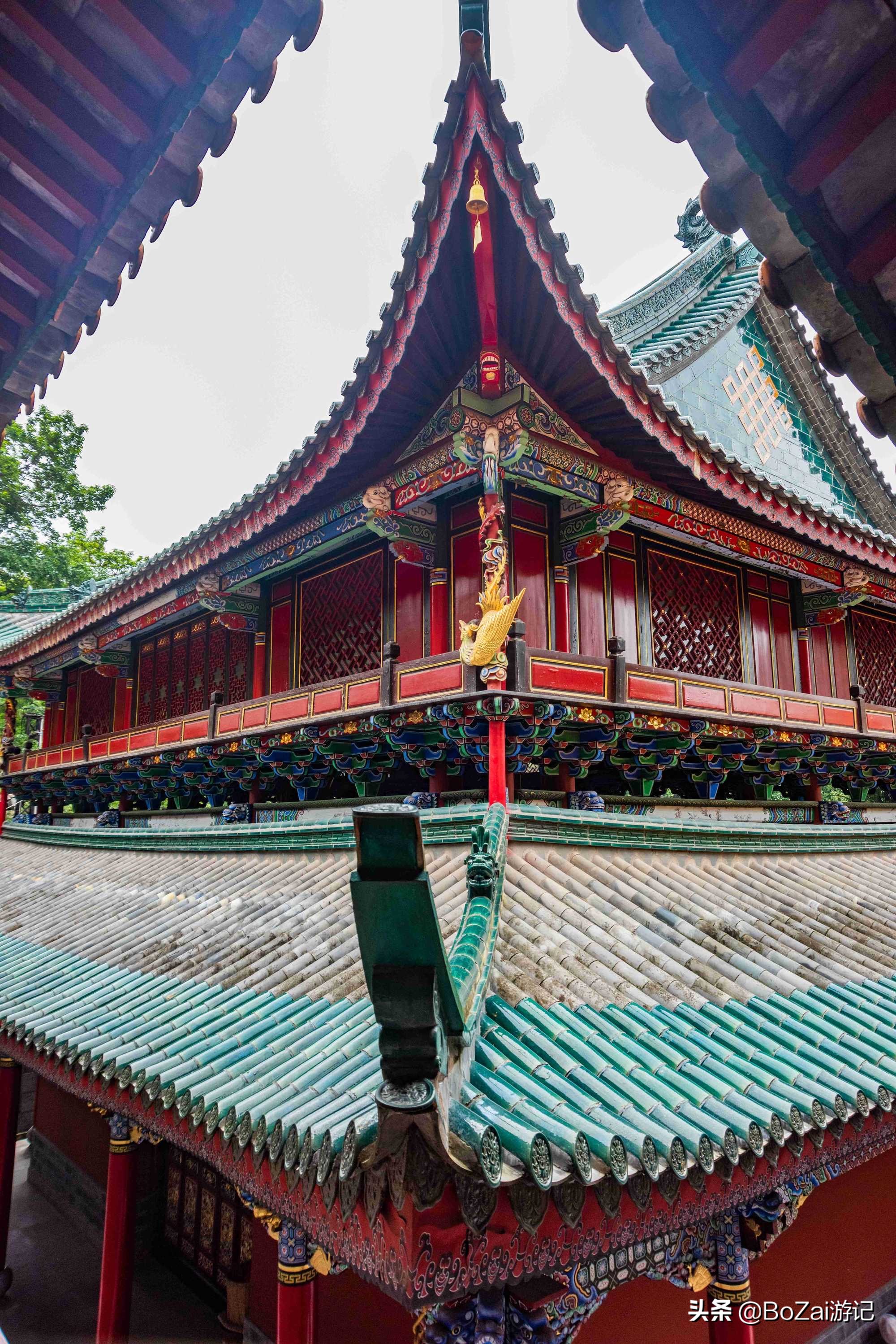 云南昆明周边旅游三天攻略,去云南昆明旅游景点推荐一下