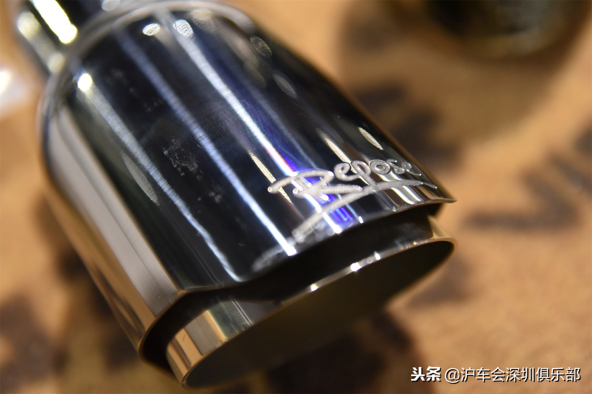 保时捷macan2021宝石蓝21寸大轮毂,保时捷macan改装轮毂