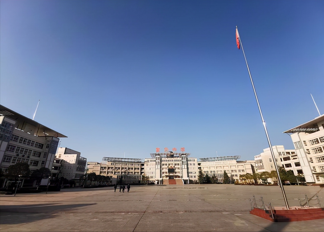 忆黄冈中学竞赛史，看数学英才展风采！（作者：黄冈中学陈忠新）