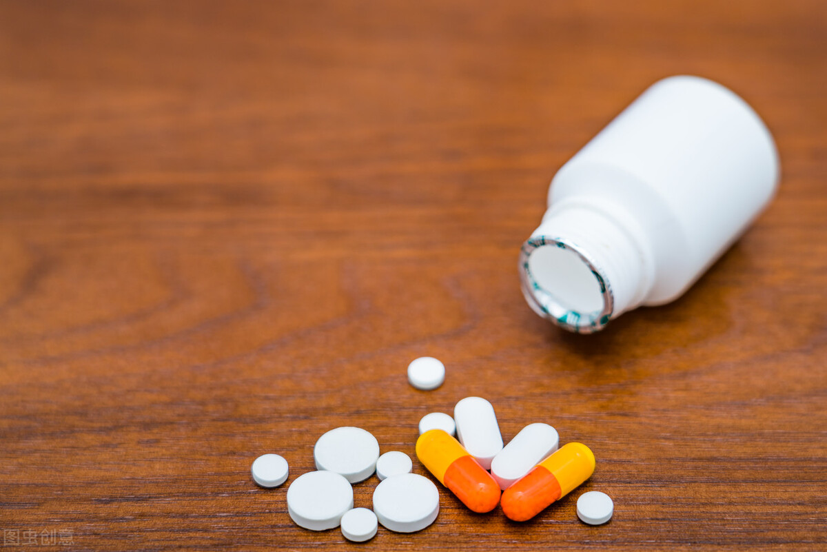 吃了雷尼替丁应关注什么,经常吃雷尼替丁有什么害处