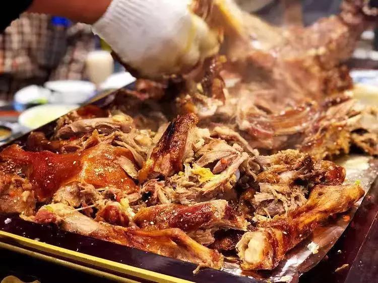 济南比较正宗的烤全羊,吃遍济南烤全羊