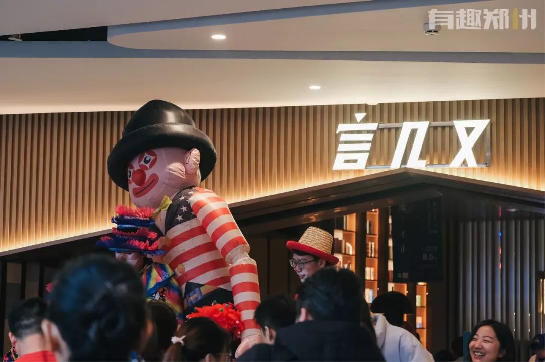 郑州建业凯旋广场开业的第一个周末，亲测：到底好不好逛