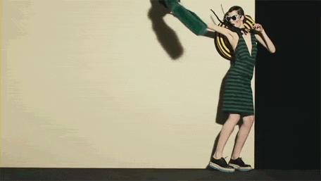 万元包包lv,lv包为何是奢侈品