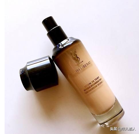 一到冬天干燥起皮是什么肤质,干燥起皮脸上怎么急救