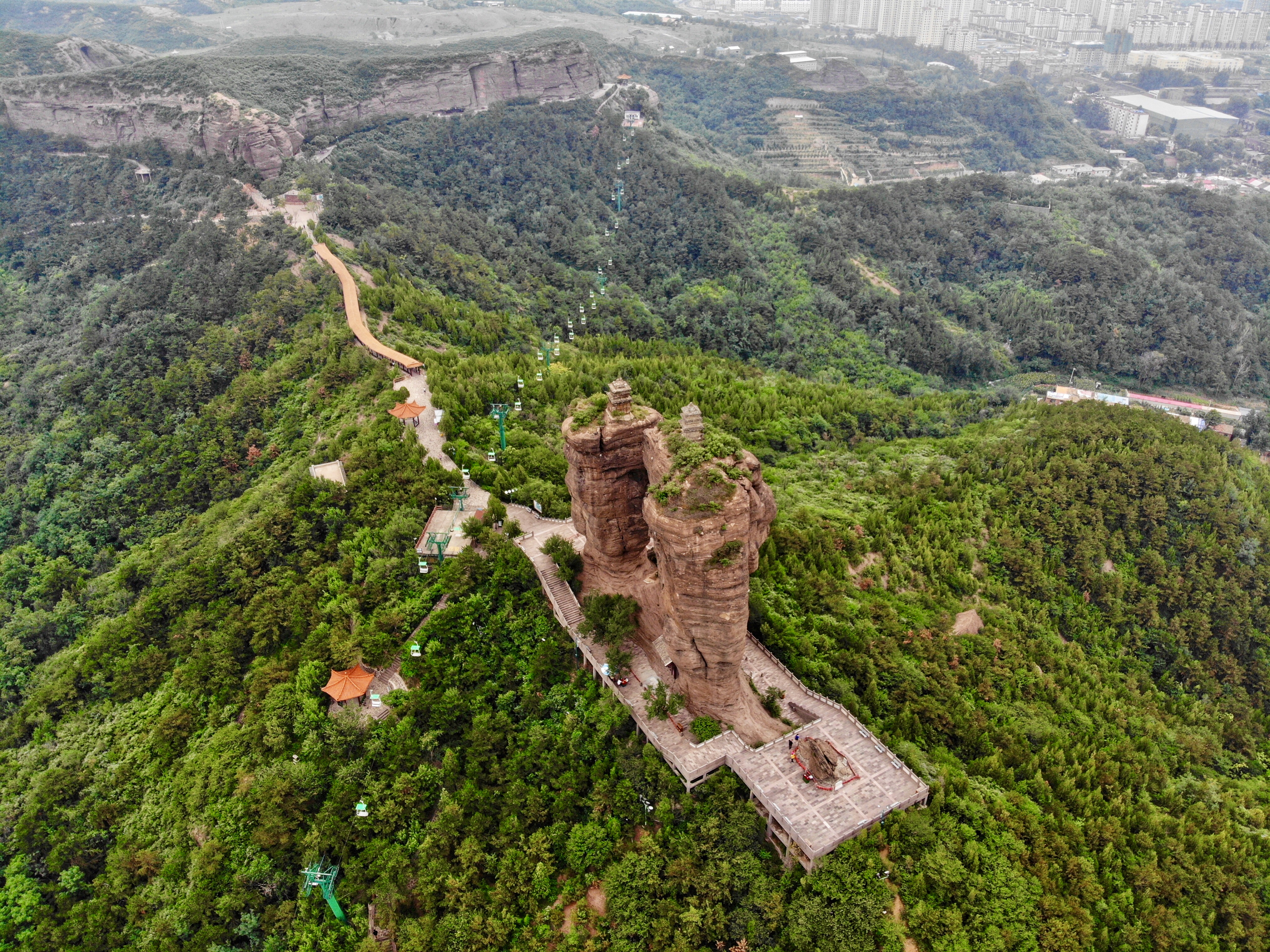 承德十大奇景天桥山,承德双塔山大自然的鬼斧神工