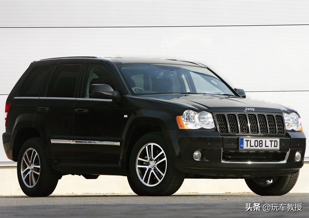 10年大切诺基改新款,10年的大切诺基值得买吗