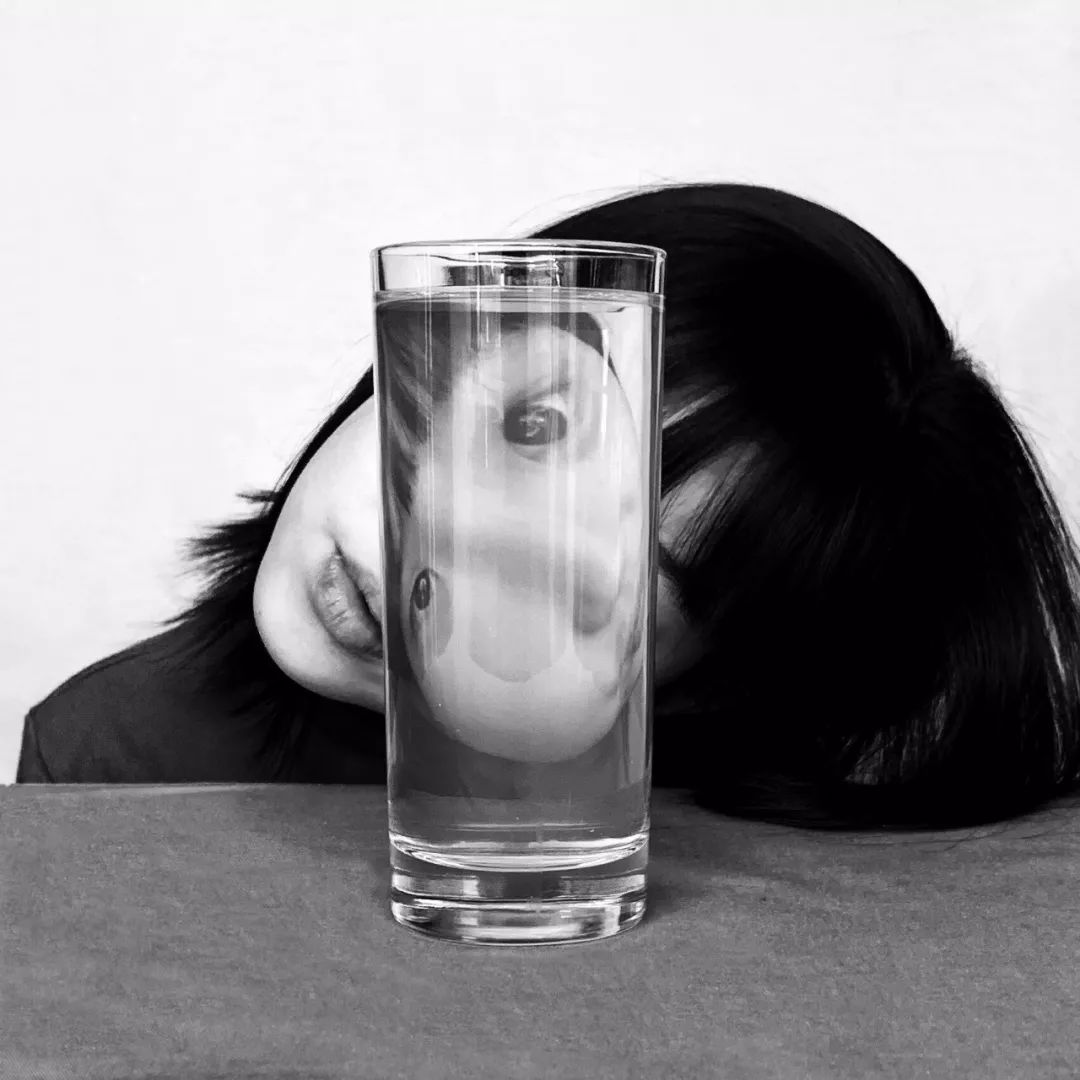 手机拍照不如之前清晰,手机拍照不如实物好看