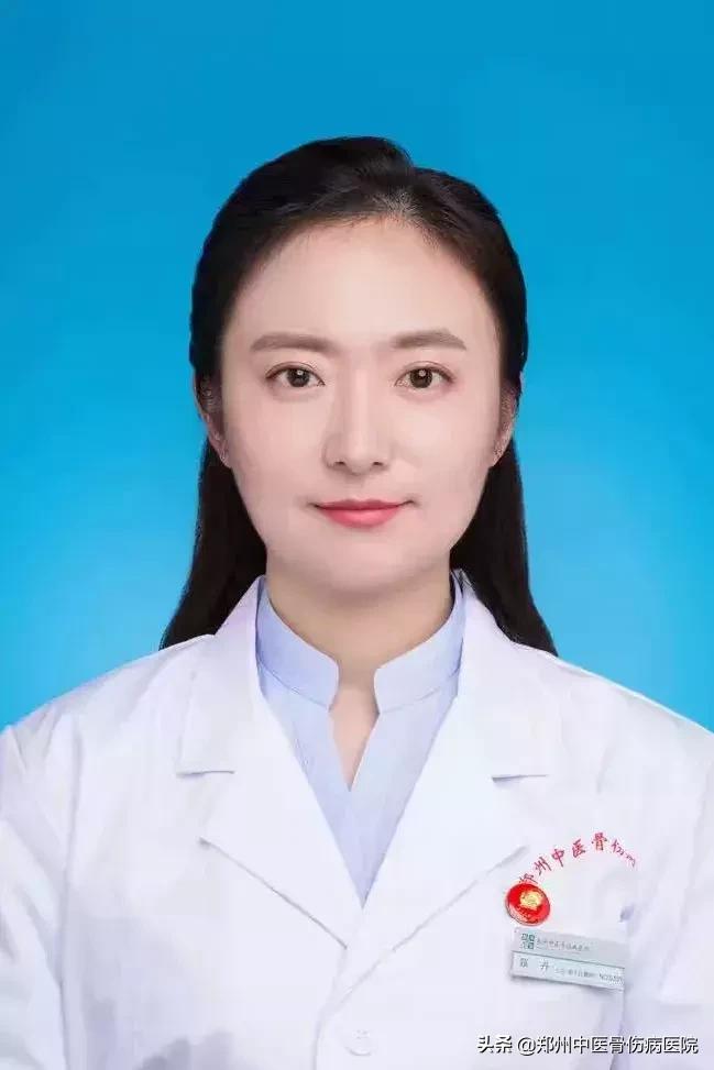 长短腿步态和跳跃性步态,大腿往内旋转纠正步态