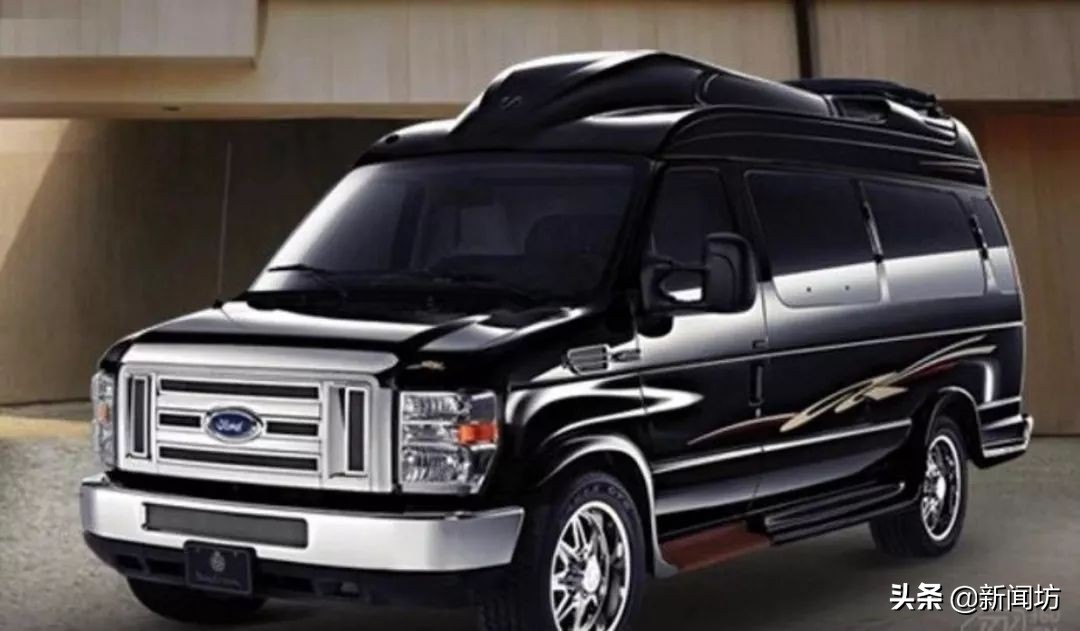 一线女星曾站过台！上海这老总为啥欠着千万巨款，就是不还？