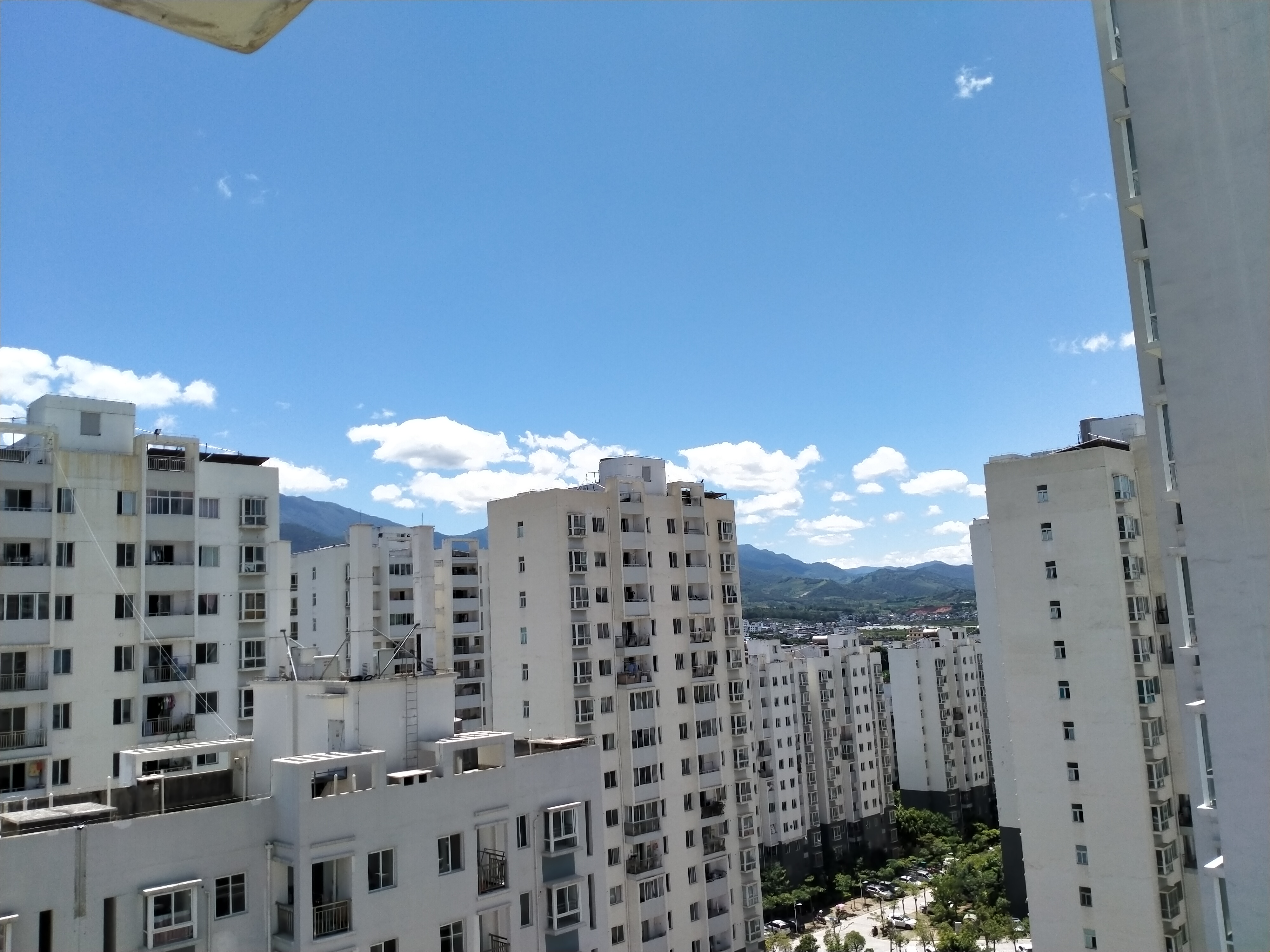 年轻人农村创业,年轻人在农村开店