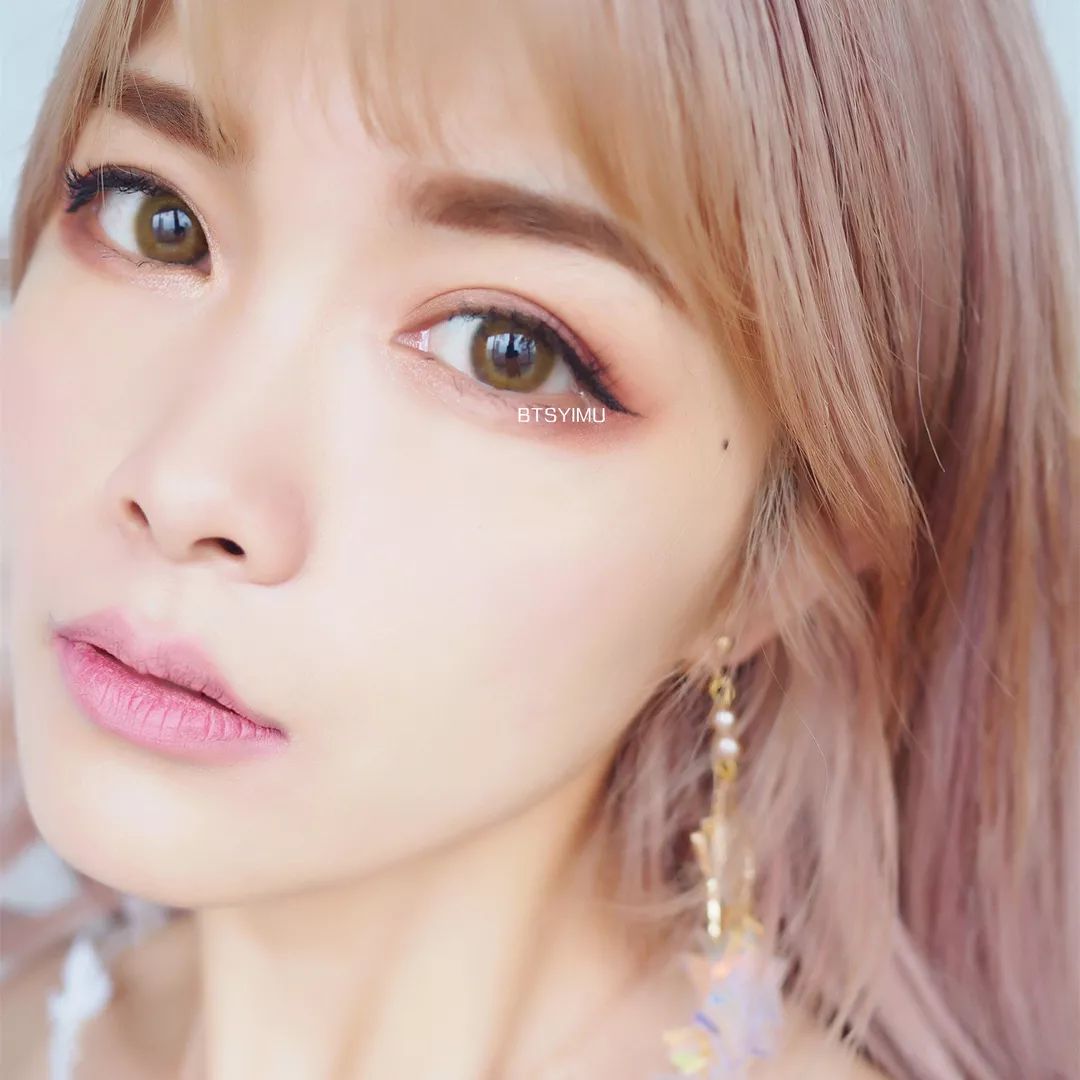 拍婚纱照戴不戴美瞳效果对比,拍婚纱照为什么要戴美瞳