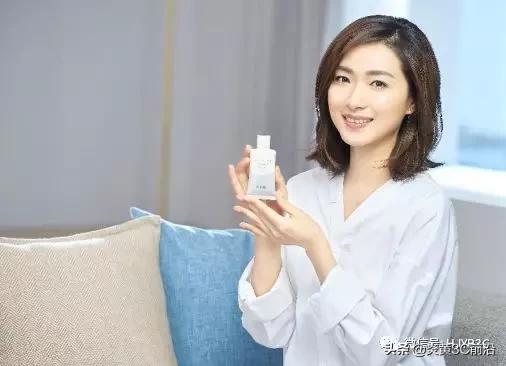 怡丽丝尔凝光漾采毛孔隐形防护乳、毛孔修护睡眠面膜重磅上市