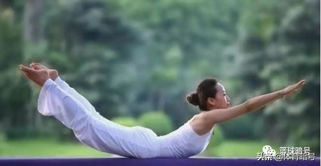 打篮球后膝盖疼痛如何缓解,缓解打篮球后腰部疼痛的最佳动作