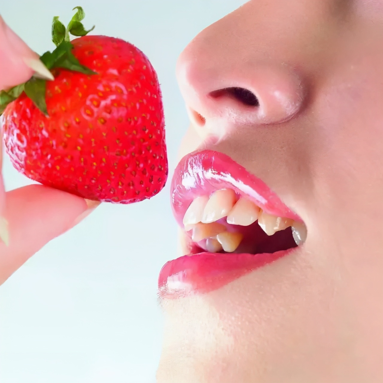 三甲医院全瓷牙保质期,全瓷牙有缝隙保质期是多久