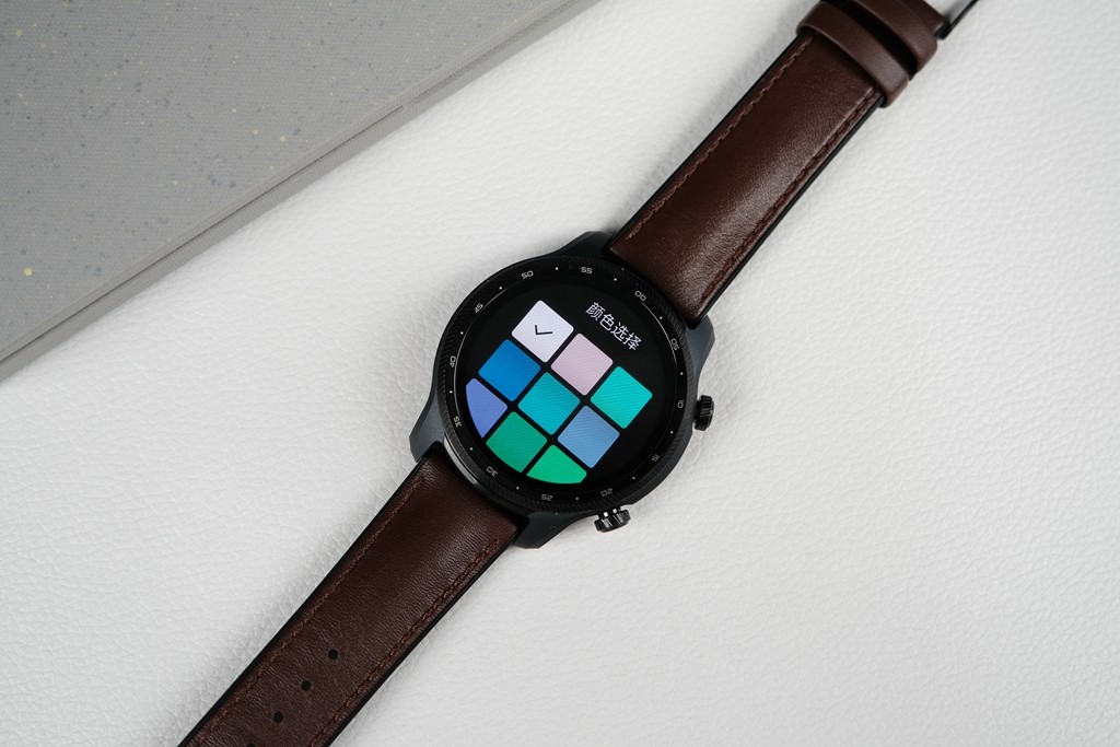 ticwatchprox充电,最全能的智能手表ticwatchprox