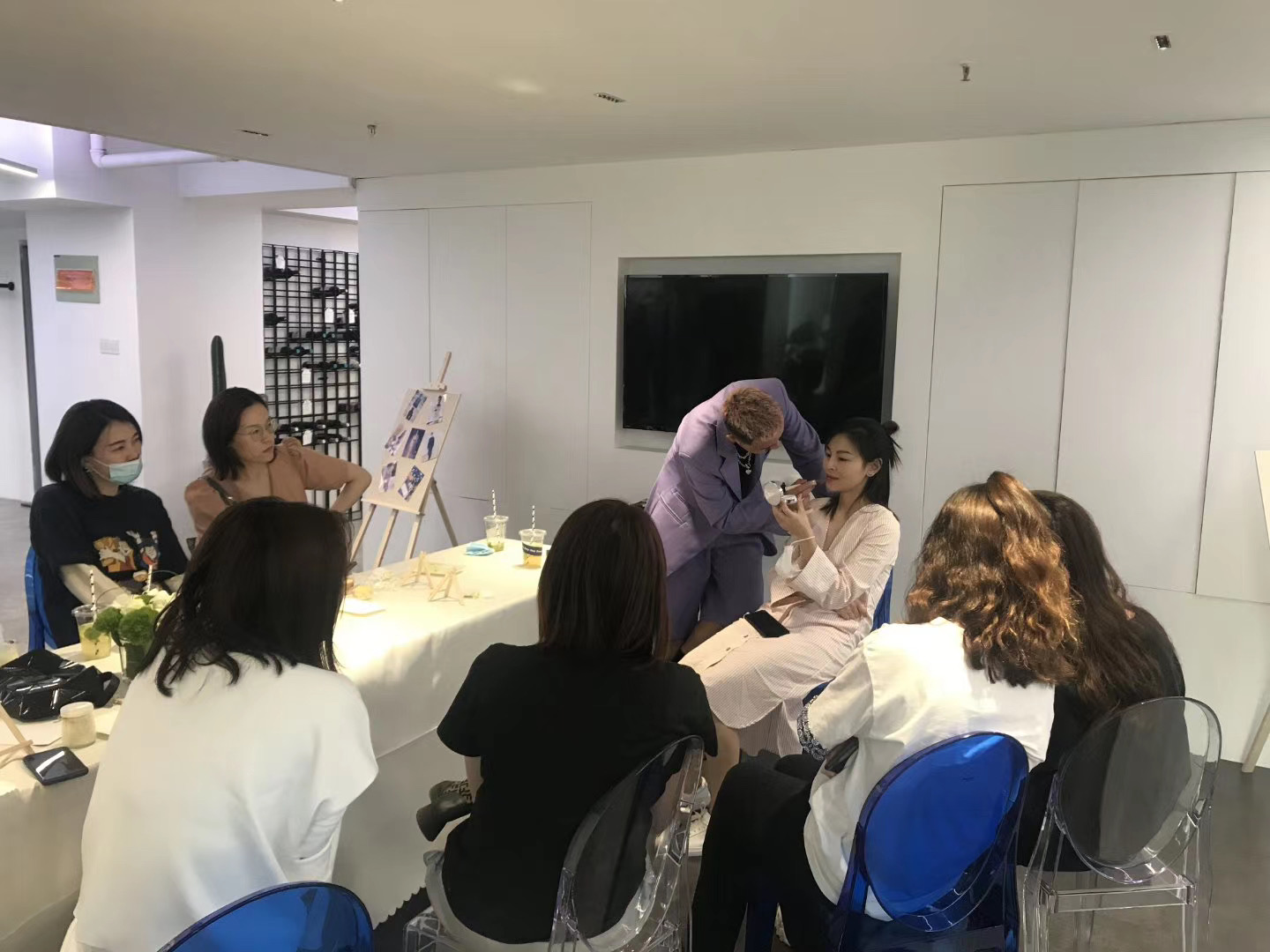 宝藏级买手店YVONNE.Y：每个人都需要重头发现和取悦自己