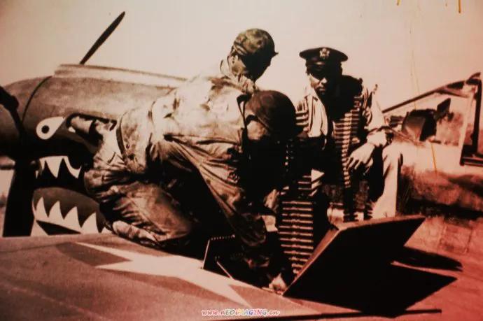 美国驻华使馆又献丑了，让我们对美国雇佣兵感恩？