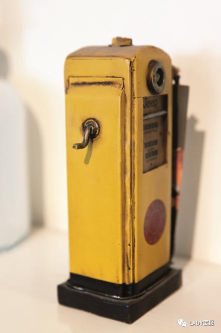 姚谦的时尚生活,在封闭的环境生活