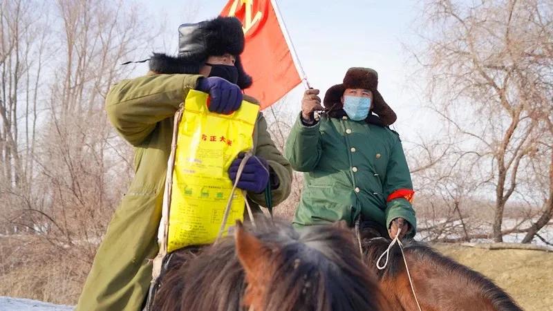 *疆新**布尔津：“马背宣传服务队”打通服务群众“最后一公里”
