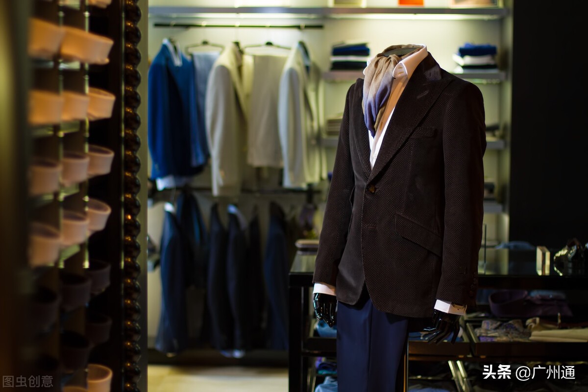 中国十大男装品牌排行榜及价格,男装服装批发市场拿货