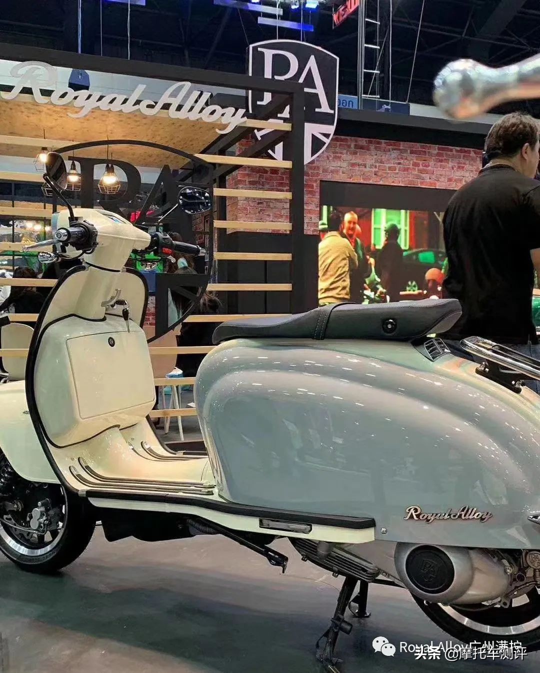 42800元，铁壳羊RATG300预售开启