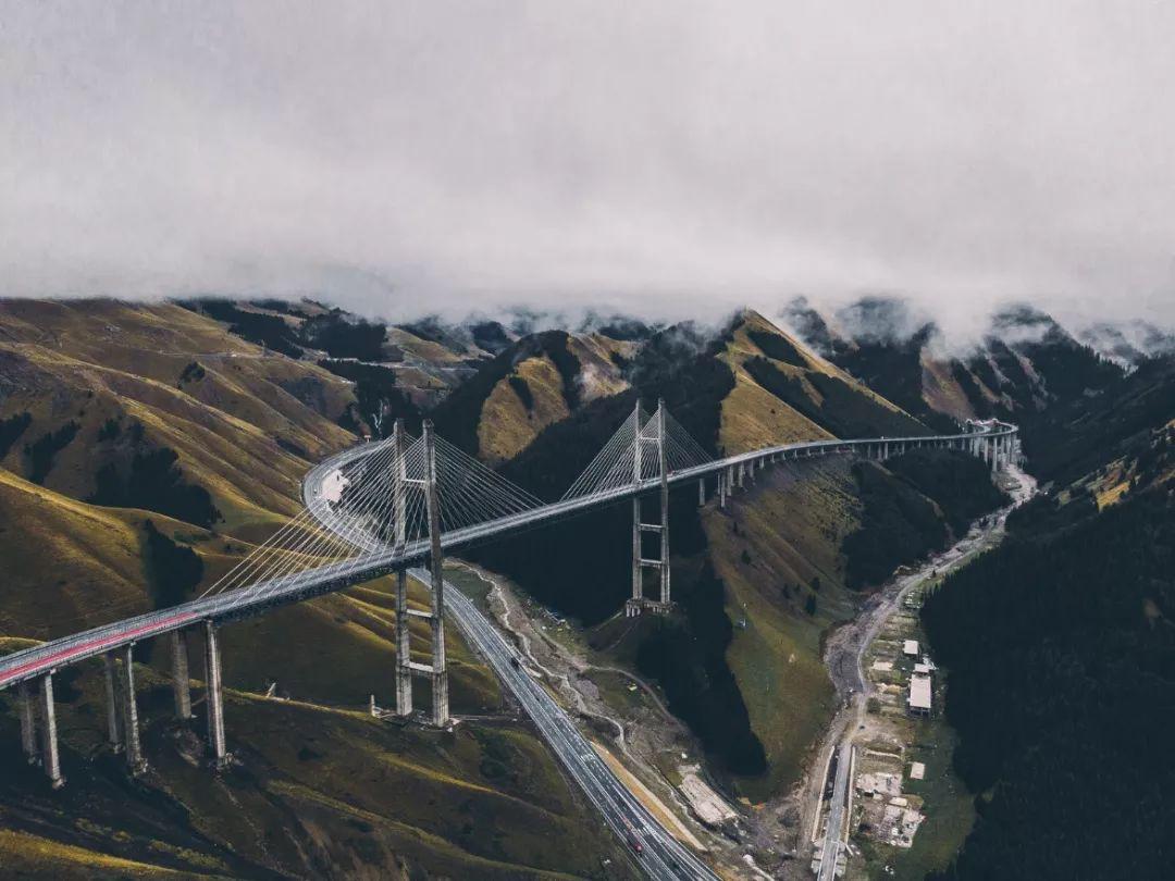 *疆新**之大700公里走不完猜猜全新一代昂科拉去了哪