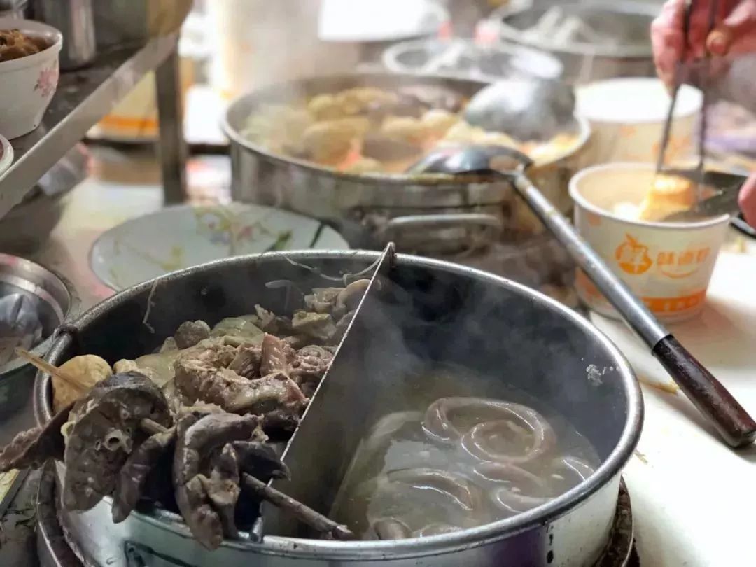 没事千万别去八市！厦门90后姑娘冒雨带着两百块来这里，结果...