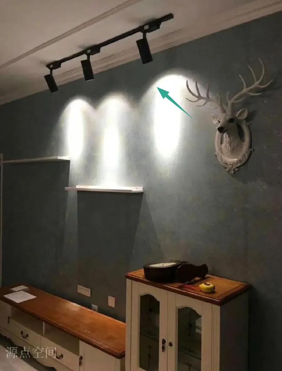 装石膏线贵吗,装石膏线要铲顶吗