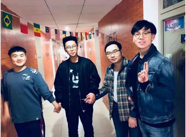 神仙打架！或许，电子科技大学就是最盛产学霸宿舍的高校之一！