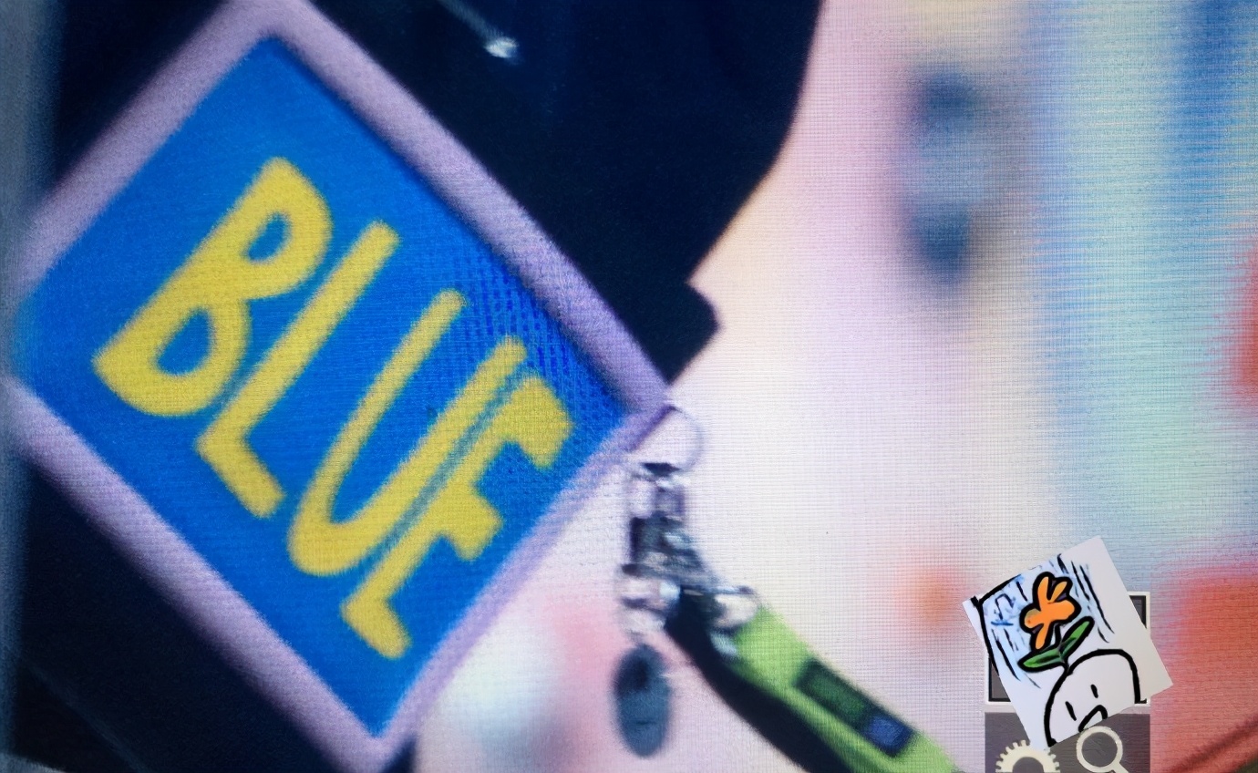 董思成中戏校服韩网,董思成中戏上课