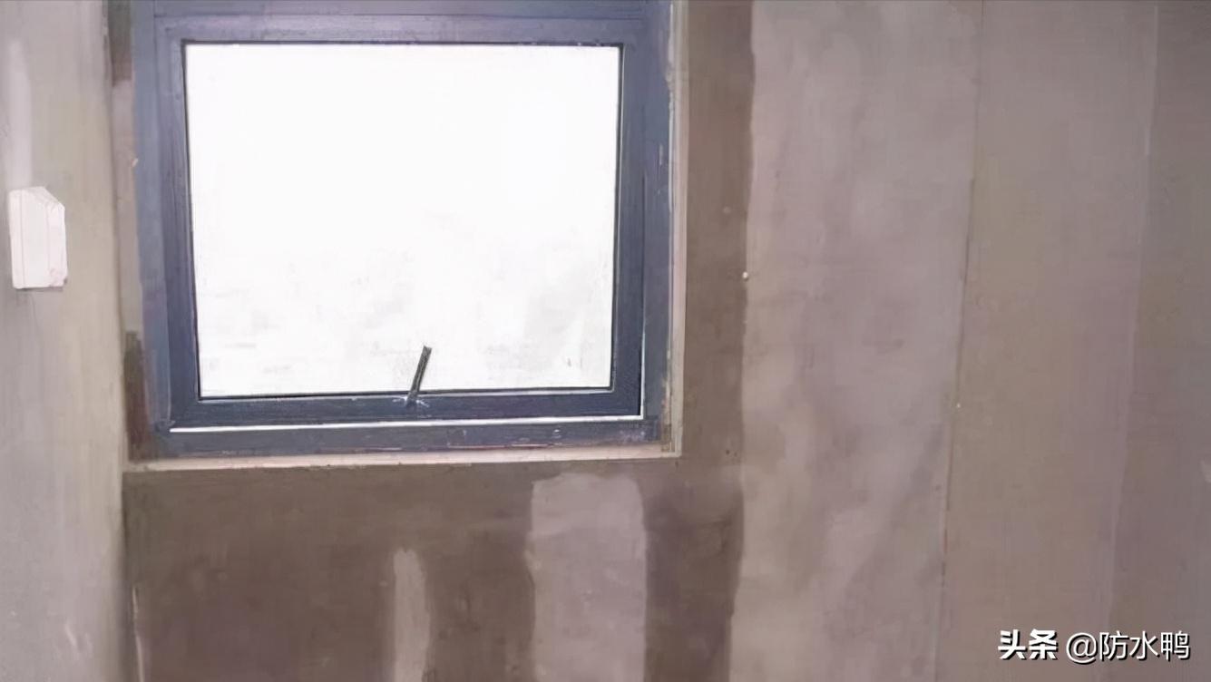 窗框上沿与墙体间漏水如何处理,海螺塑钢门窗上沿漏水如何解决